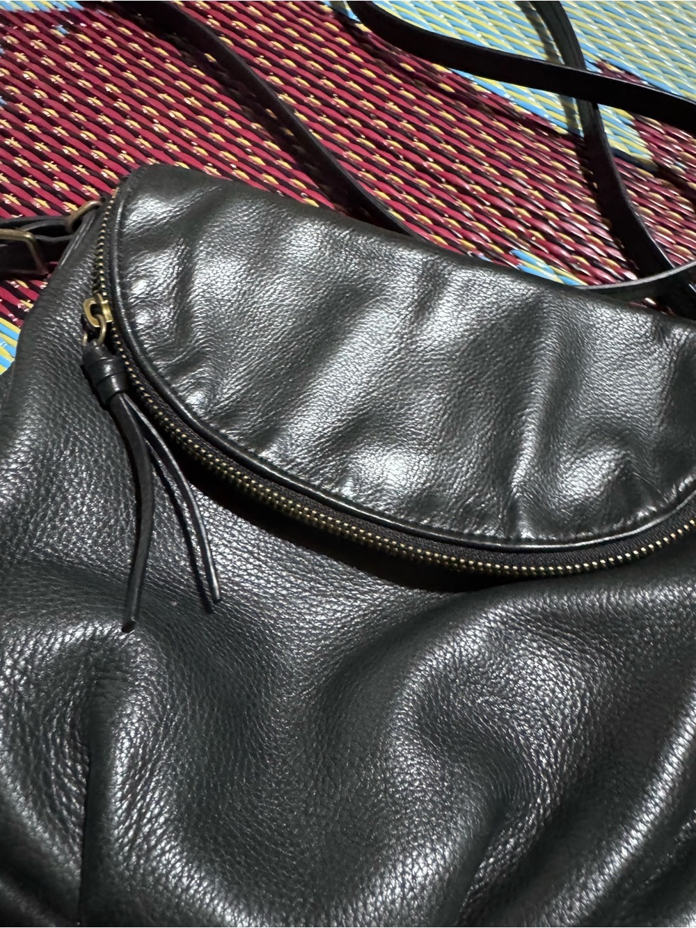Margo black leather hobo flap bag - Picture 2 of 7
